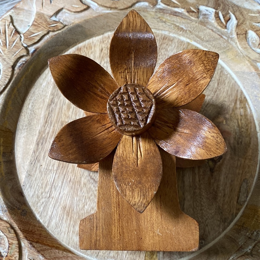 MCM HAND CARVED WOOD DECOR NAPKIN HOLDER EUC